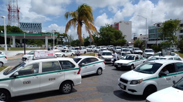 taxis cancun to pdc